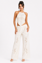 Traje corto bordado