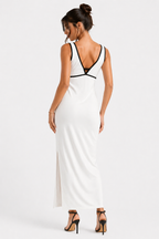 Vestido de playa con corsé