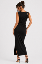 Vestido ajustado con volantes