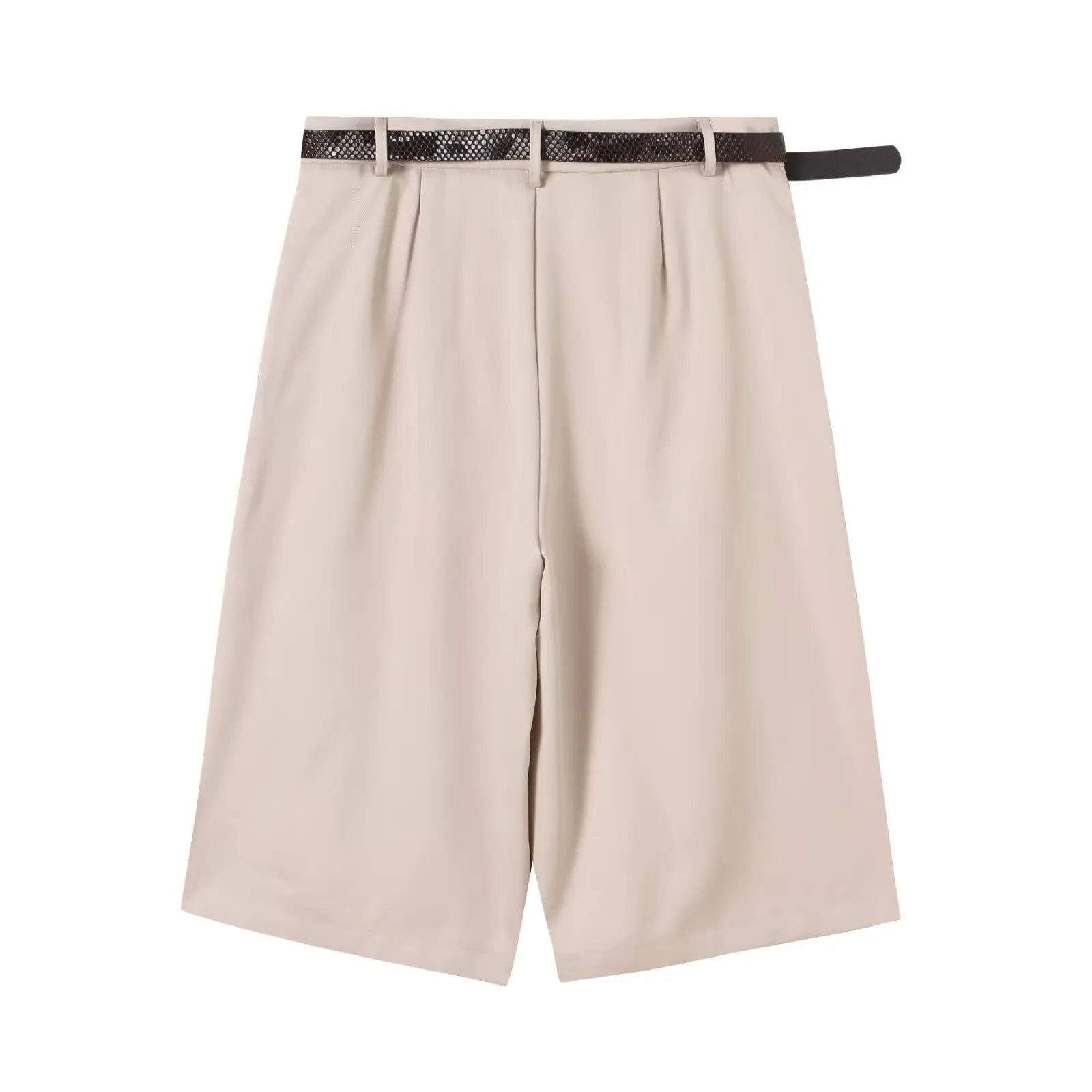Shorts de tiro alto con pliegues y cinturón