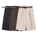 Shorts de tiro alto con pliegues y cinturón