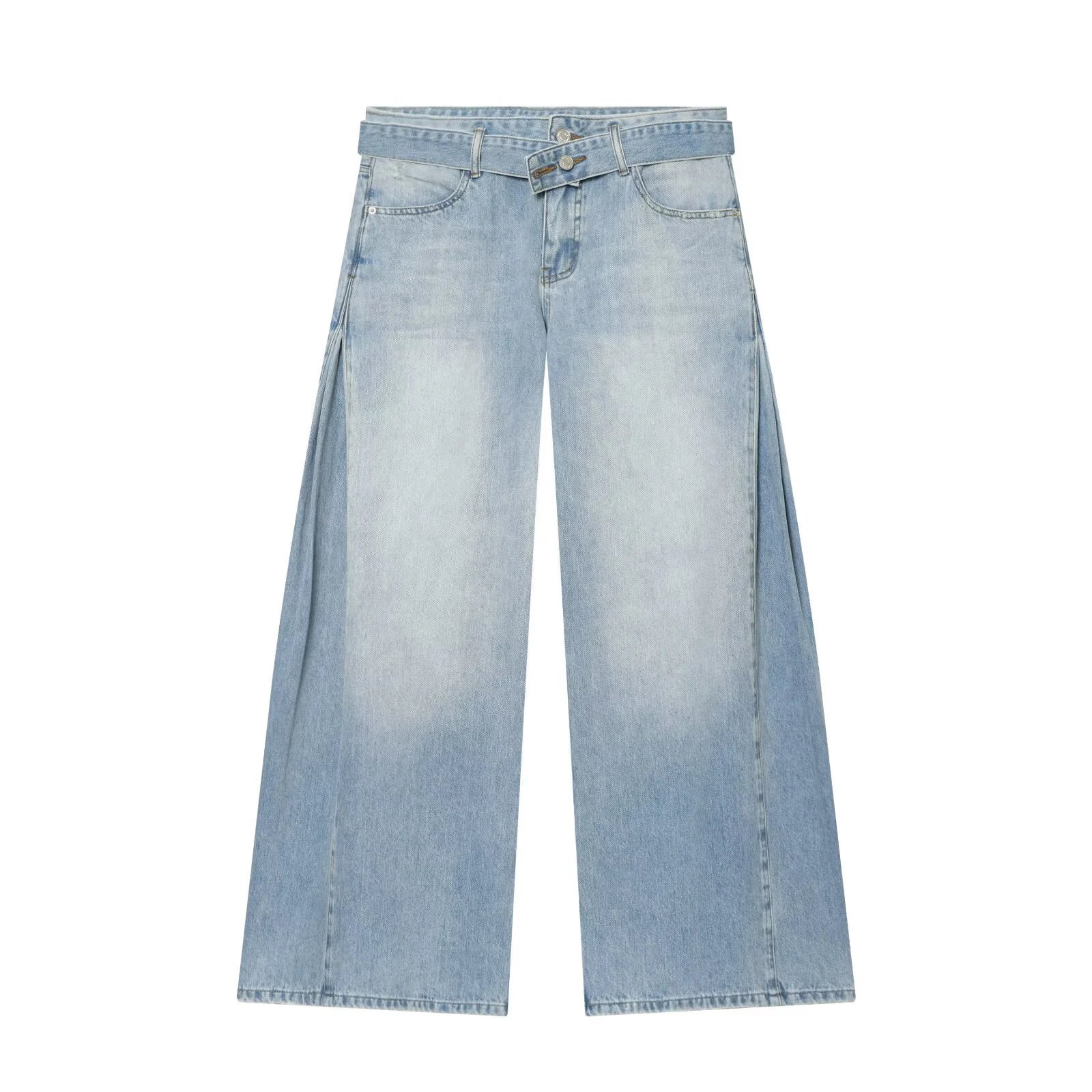 Jeans con pliegues laterales