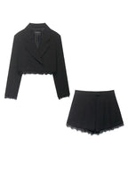Conjunto con detalles de encaje