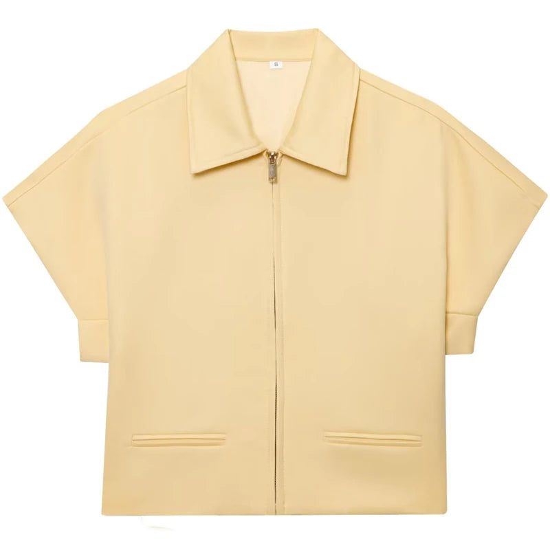 Chaqueta con cremallera corta